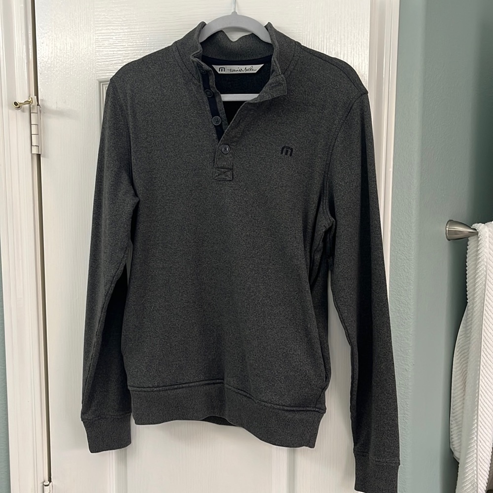 Travis Mathew pullover